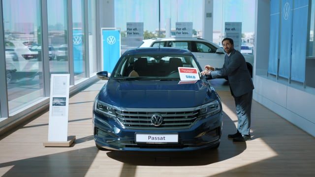 Volkswagen - Everyone is Coming - German Dancers